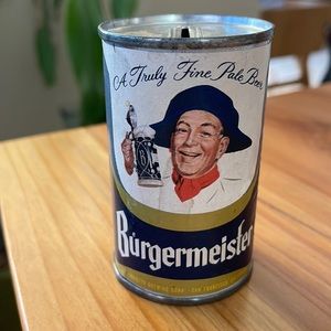 Burgermeister mini beer can bank